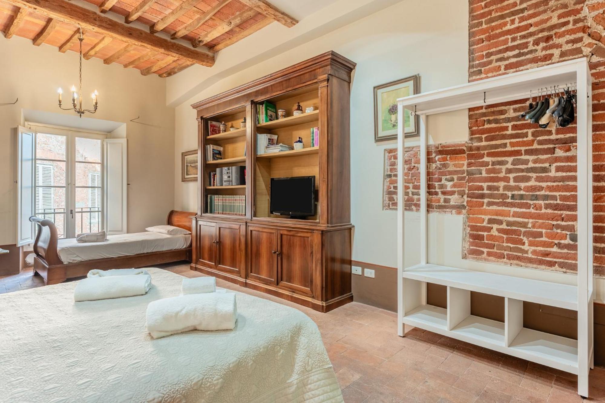 Anfiteatro Luxury Rooms - Affitti Brevi Italia Lucques Extérieur photo
